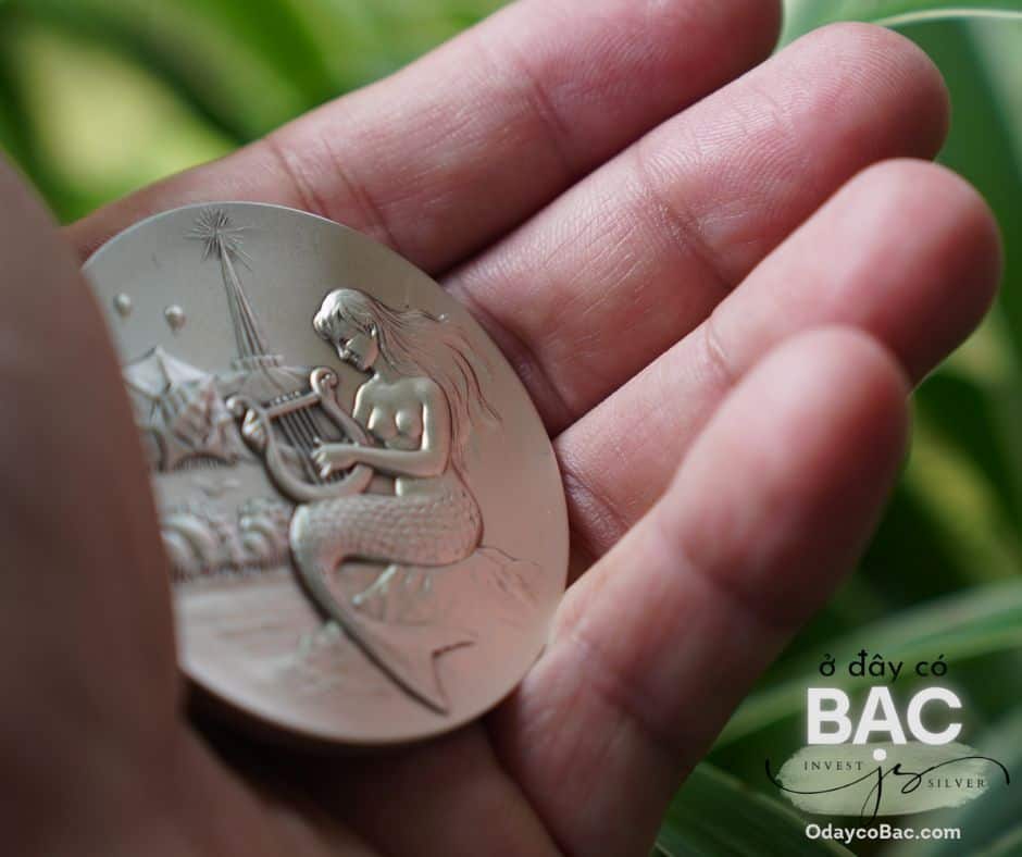 cơn sốt bạc toàn cầu